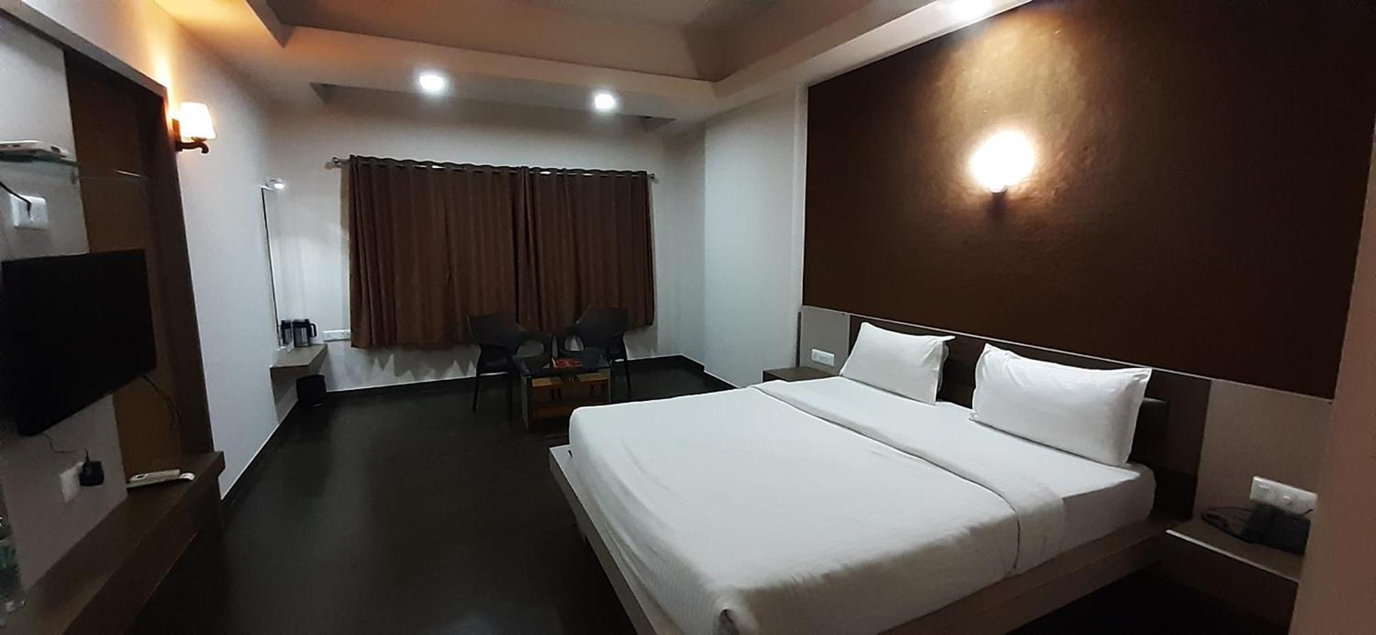 Kukda Resort Chittorgarh Exteriör bild